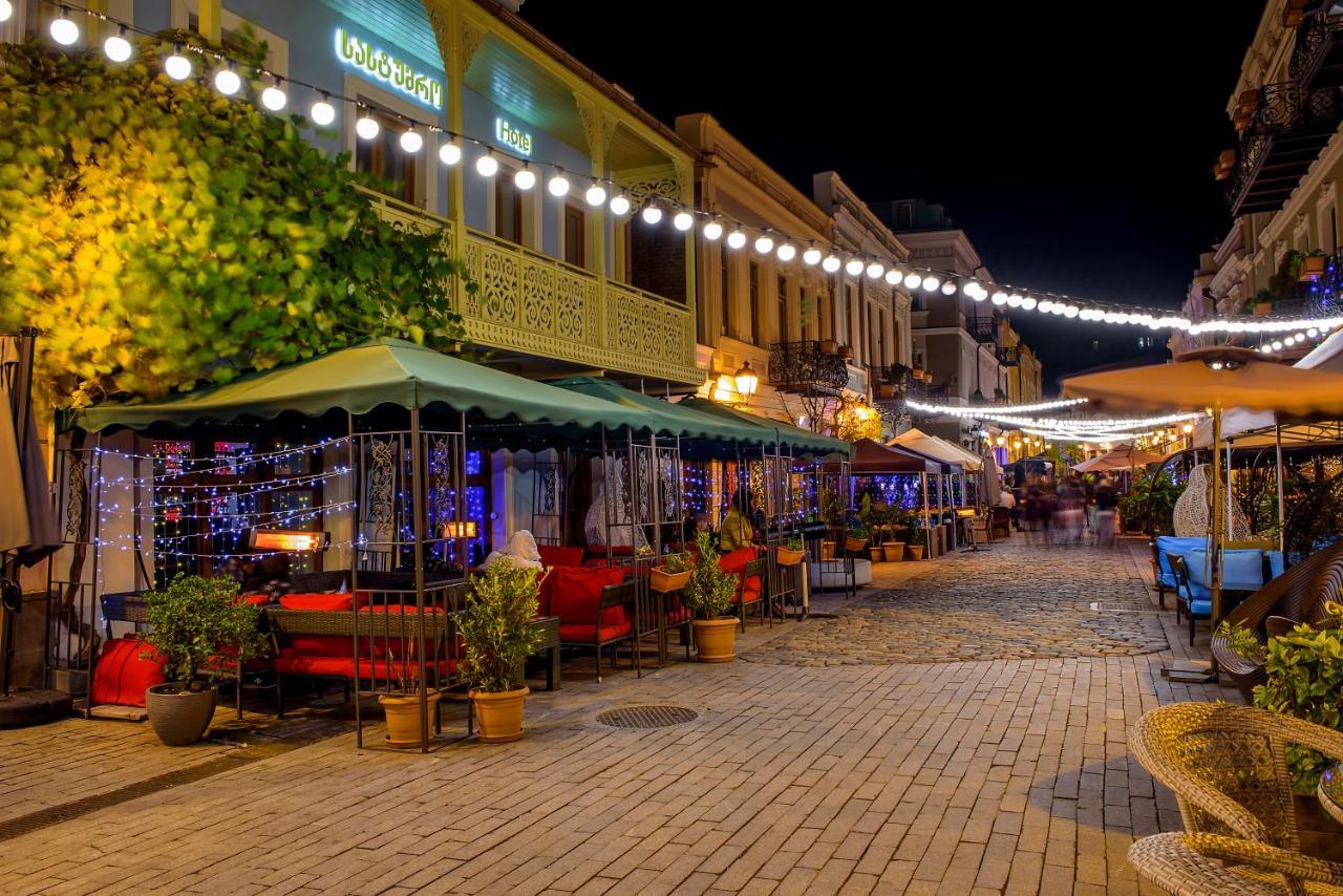 Hotel Adora Tbilisi Exterior foto
